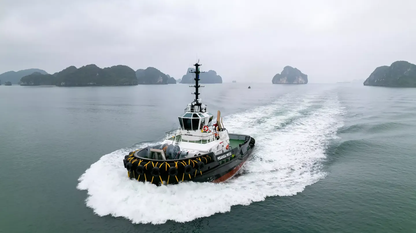 Kapal tunda buatan China memicu badai politik di Australia